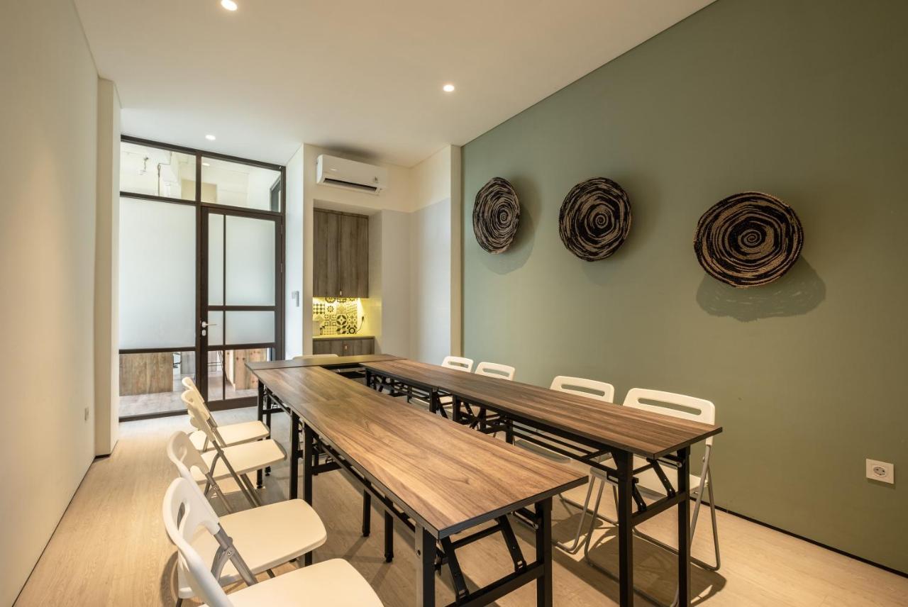 La Boheme, Rooms And Coffee Jakarta Exterior foto